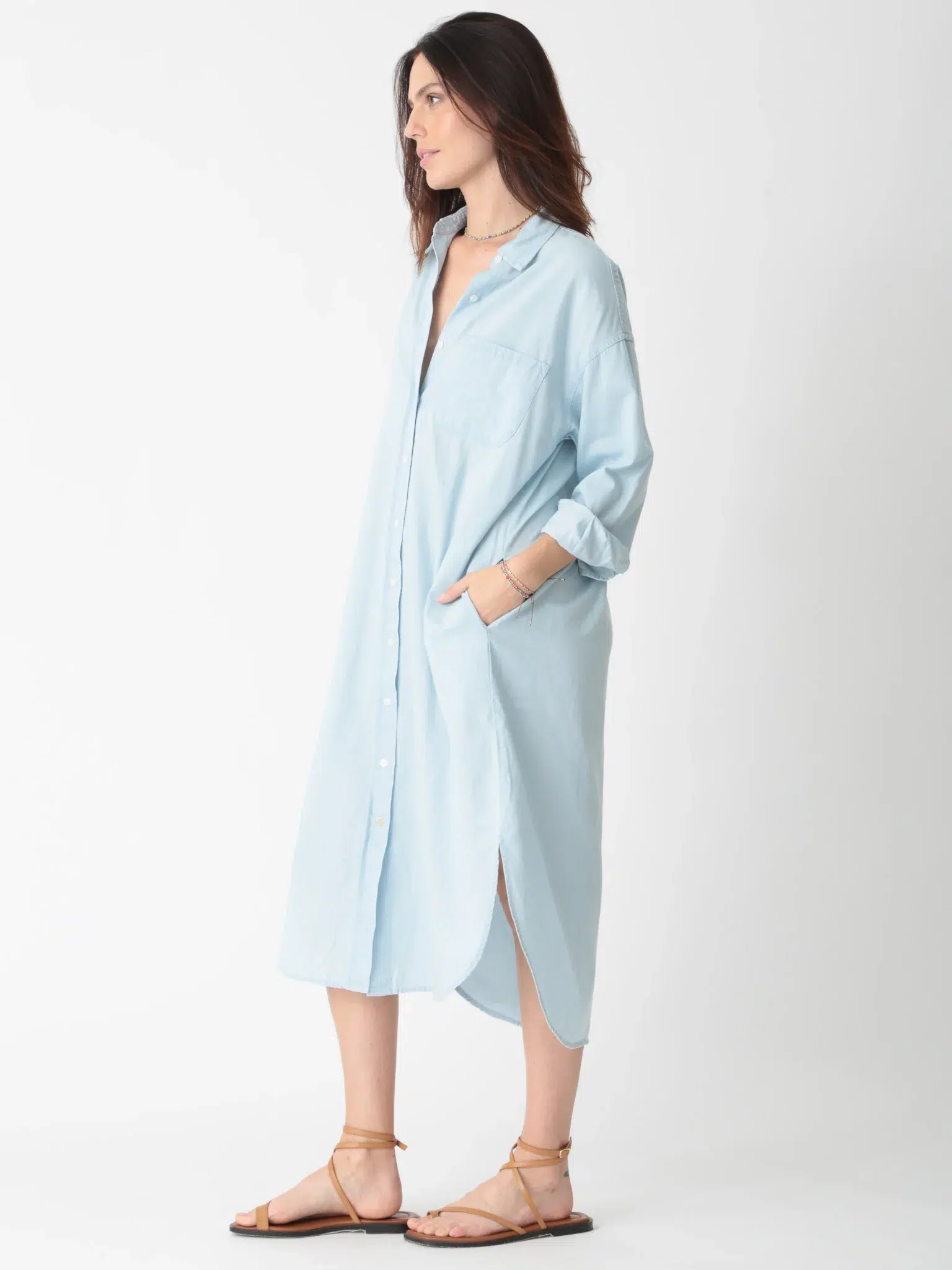 100% cotton shirt dress in light blue with shirt - style details (collar, buttons, pocket, slit)