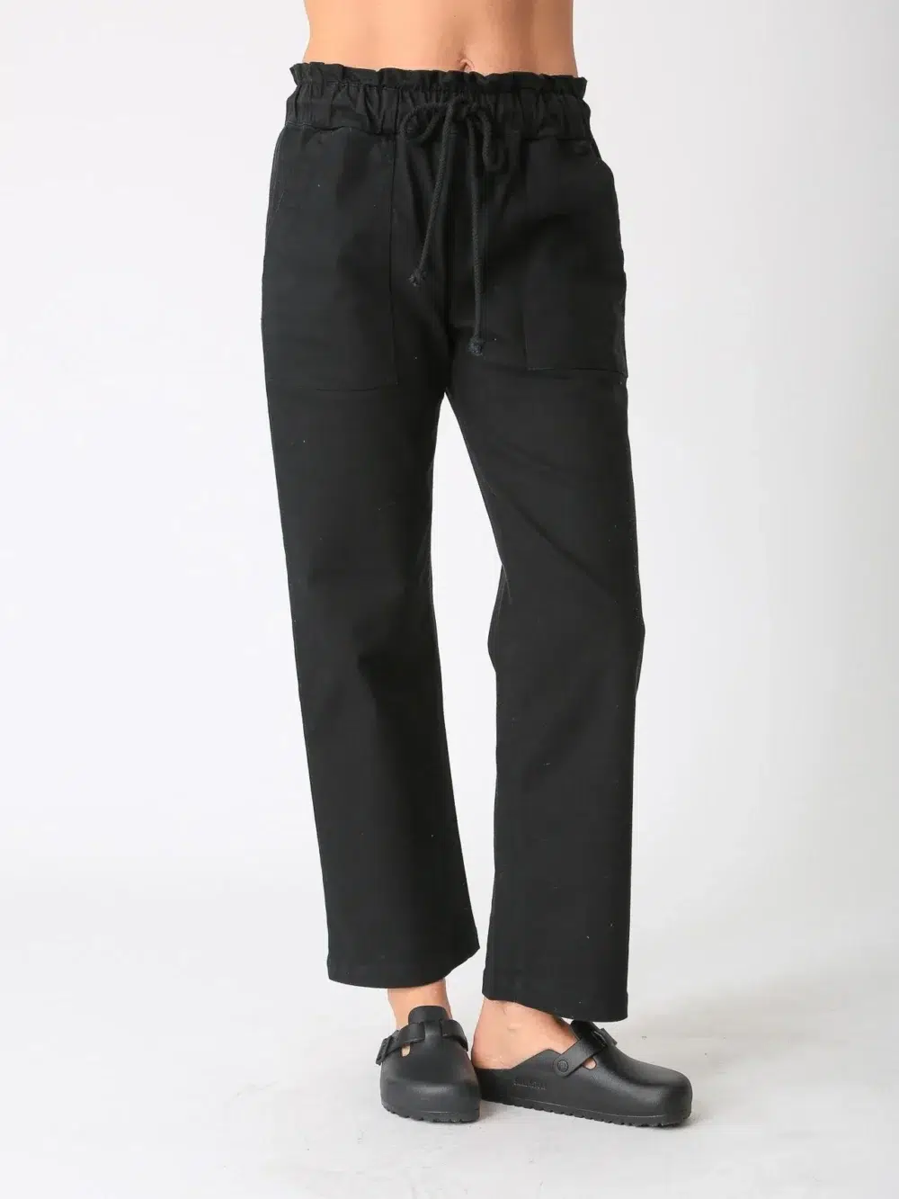 Dyed classic casual pants in black with drawstring (front view)