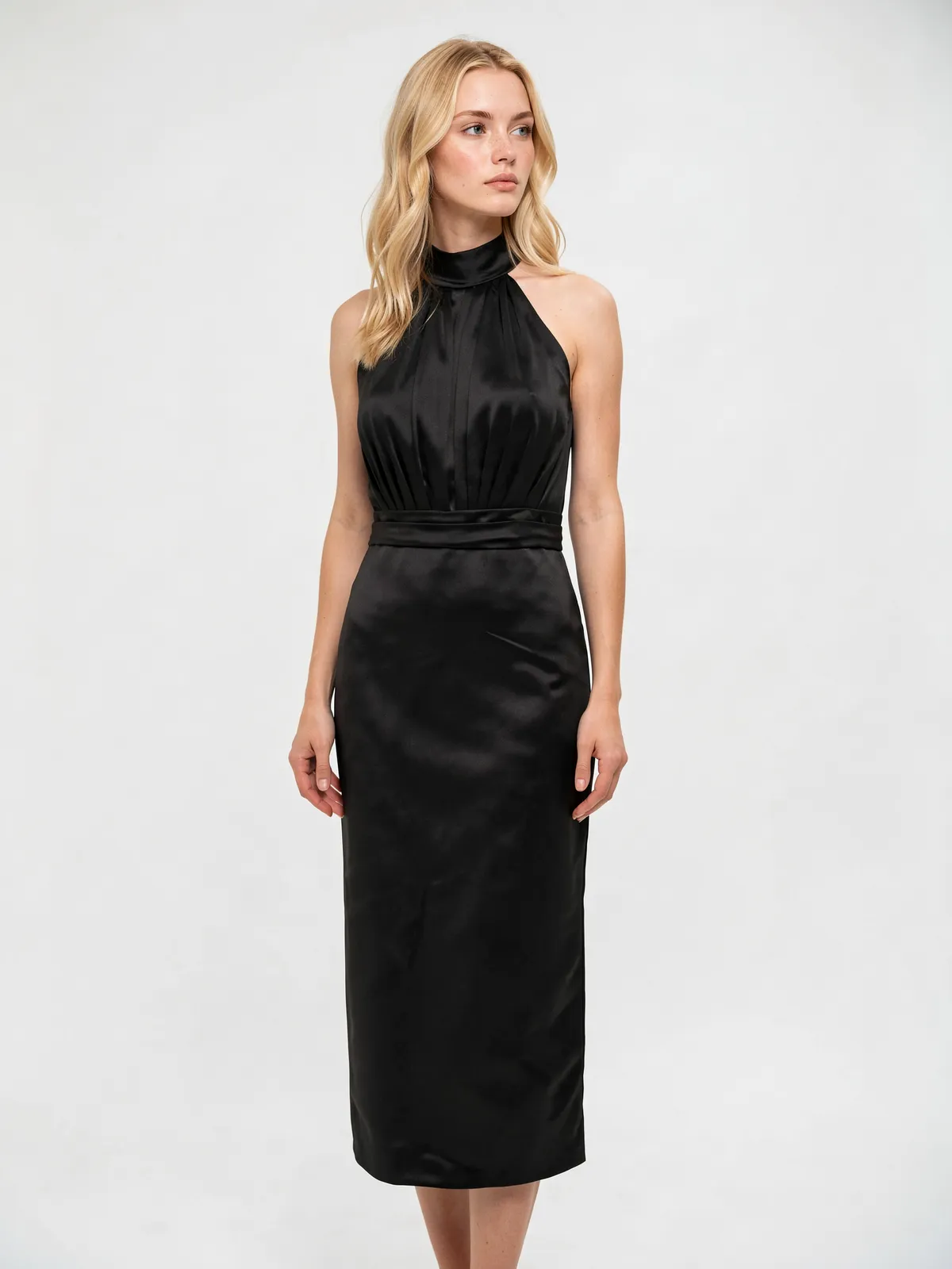 Halter Open-Back Black Fitted Midi Dress - Model wearing dress (自然正面)